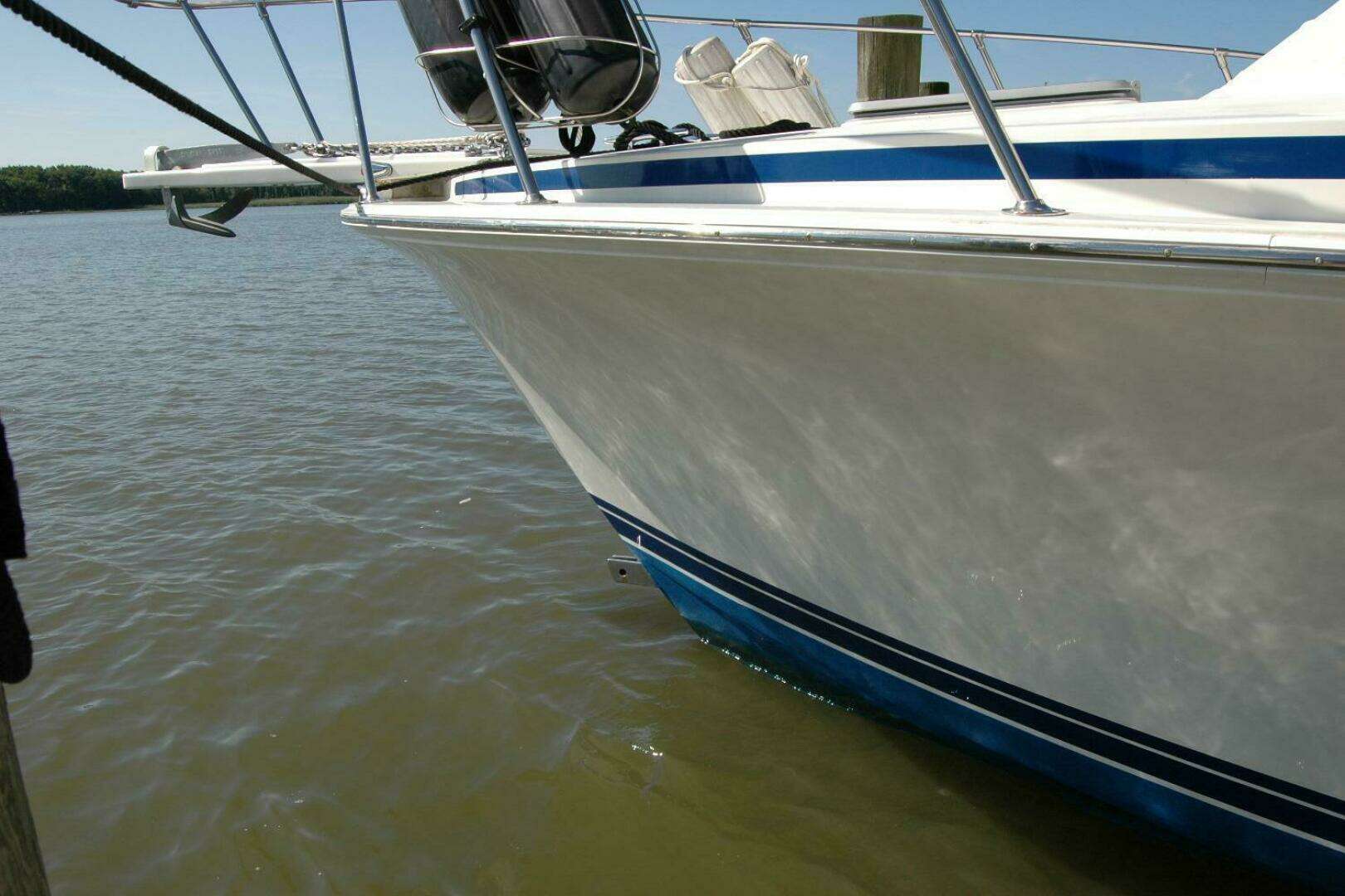 1987 Bertram 33 Sport Fisherman - Image 12