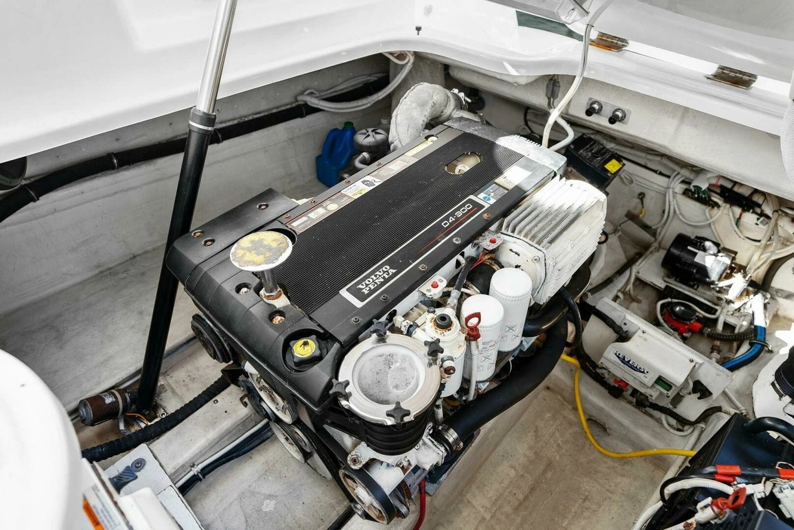 2008 Tiara Yachts 3500 Sovran - Image 33