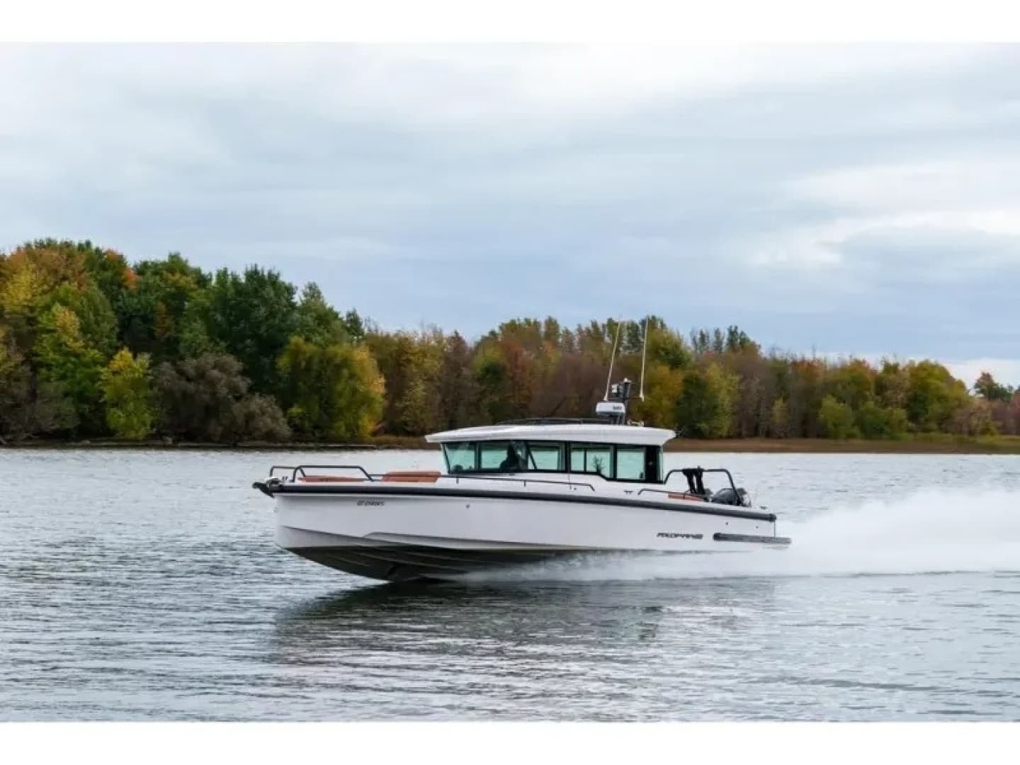 2022 Axopar 37 XC CROSS CABIN - Image 4