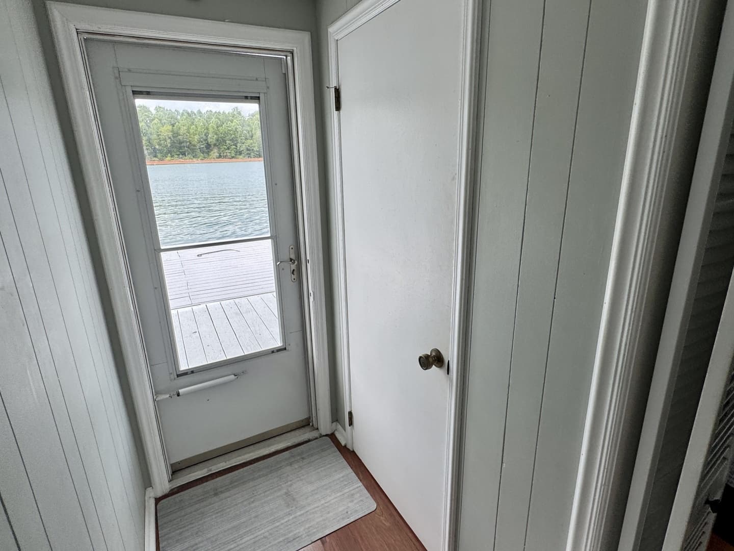 1978 Custom 18 x 24 Off-Grid Floating Cabin Approx 385sqft - Image 40