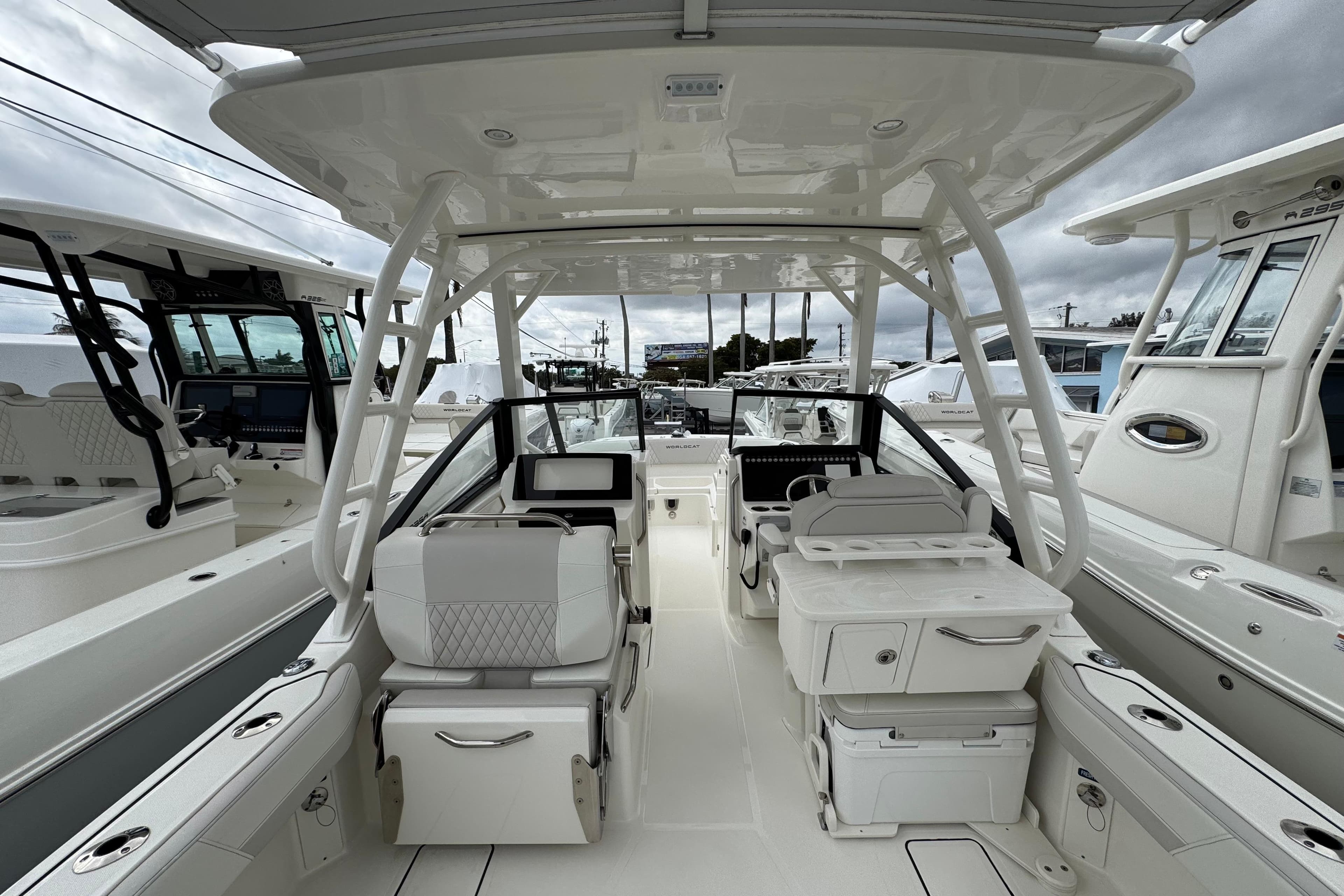 2024 World Cat 260 DC-X boat interior, featuring sleek seating and modern amenities.