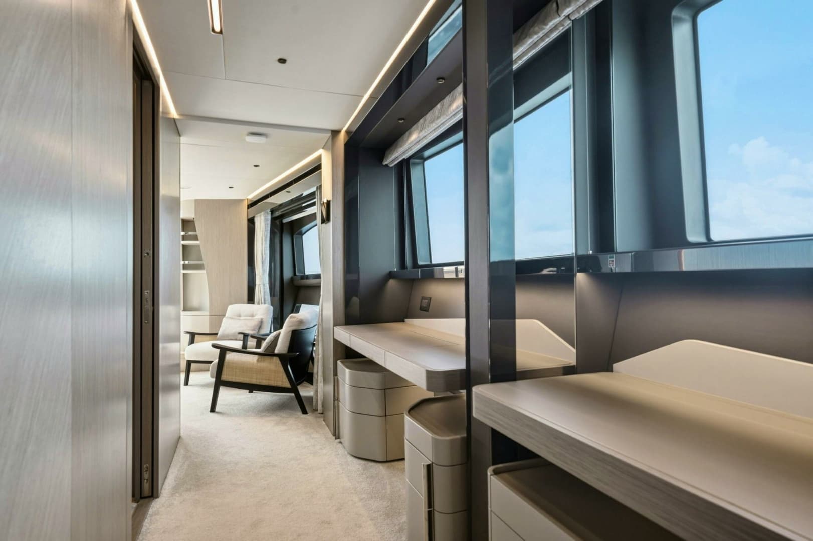 2024 Sunseeker Sunseeker 100 Yacht - Image 16