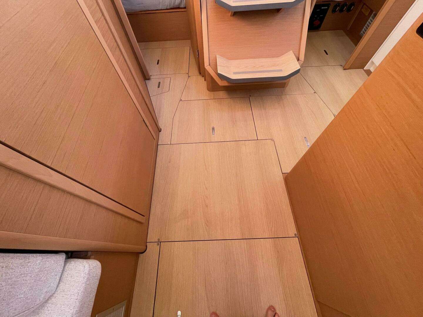 2027 Jeanneau Sun Odyssey 415 - Image 41