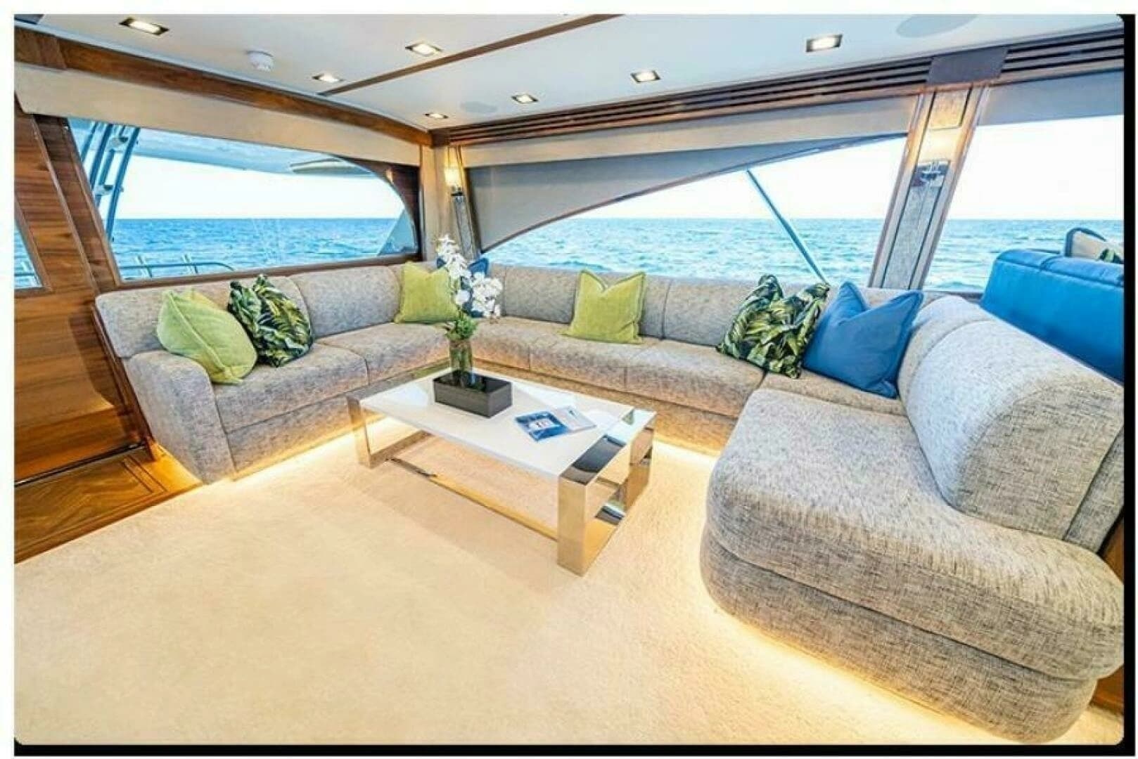 2027 Viking 90 Sky Bridge - Image 7
