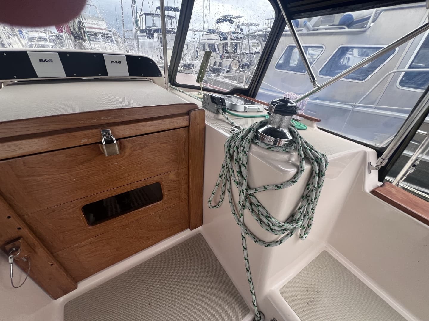 1997 Island Packet 37 - Image 9