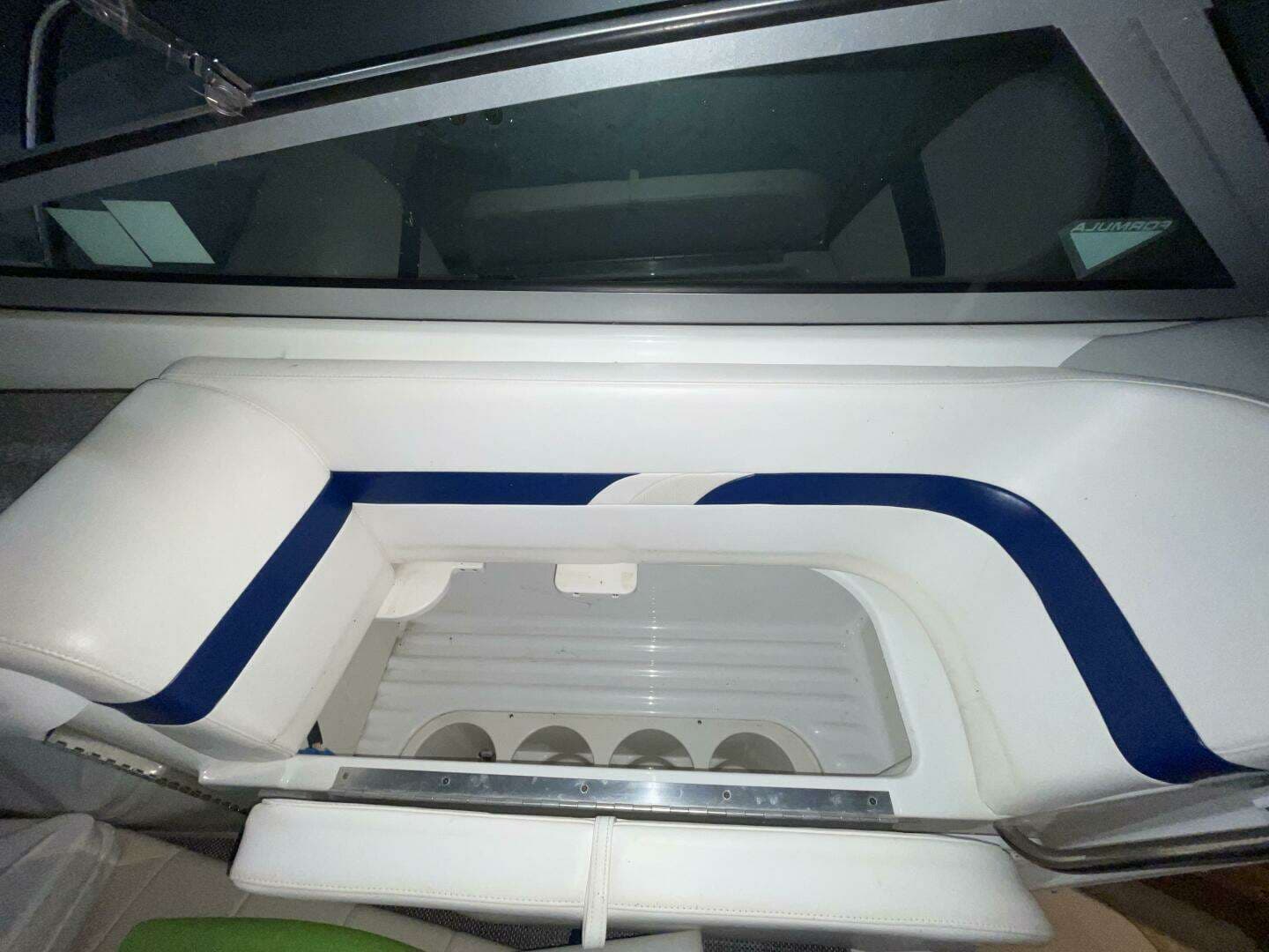 2006 Formula 280 SS - Image 25
