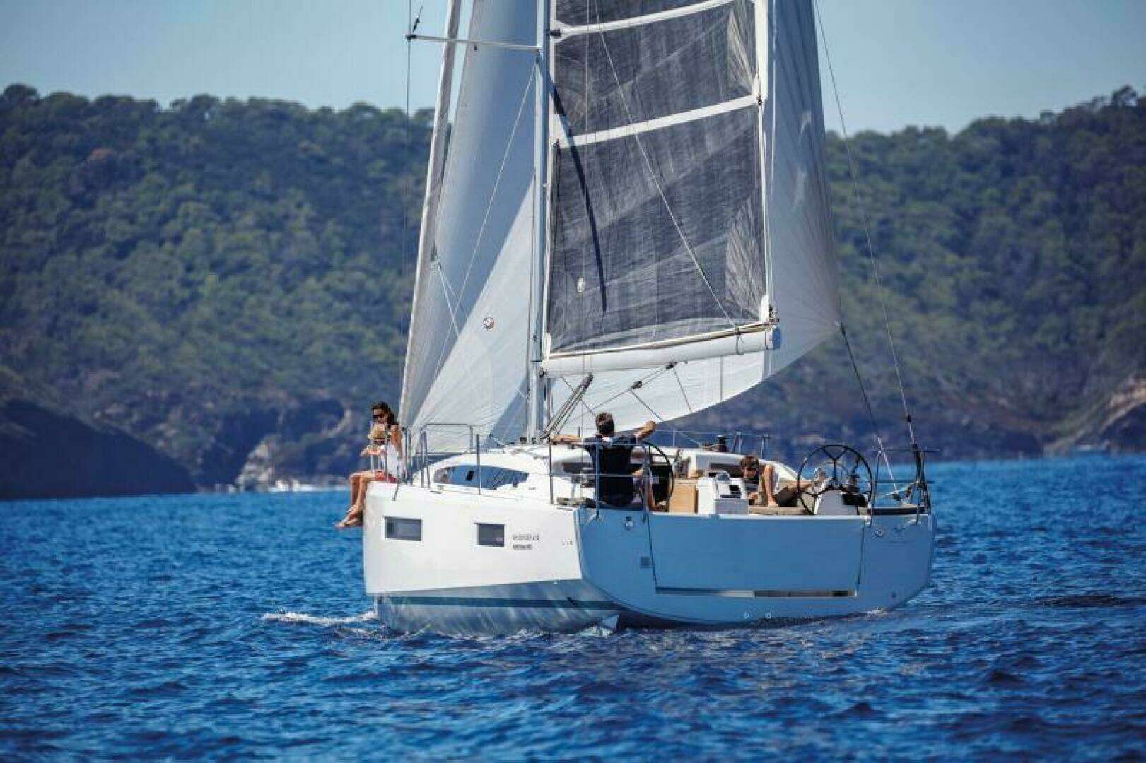 2020 Jeanneau Sun Odyssey 410 - Image 44