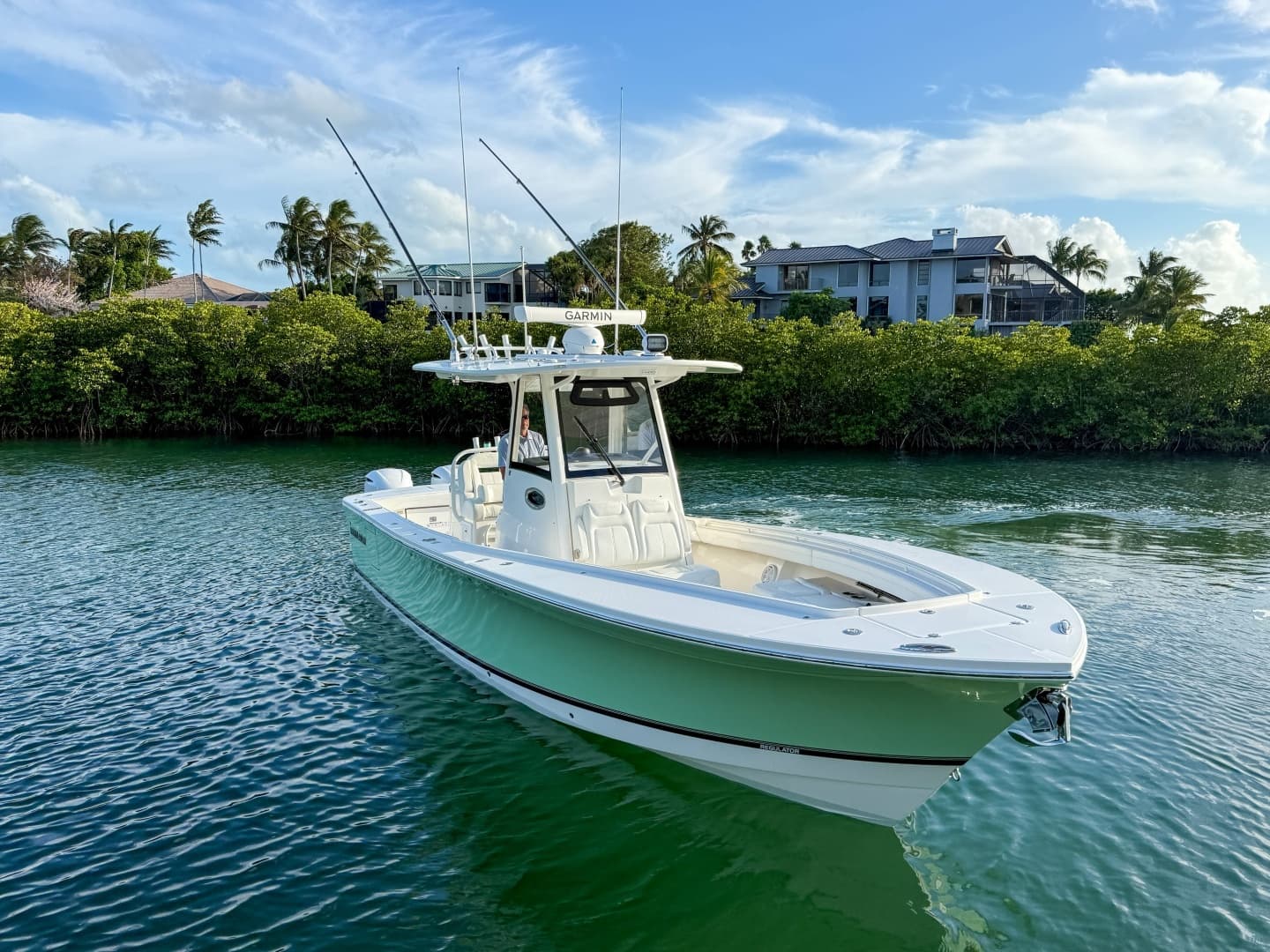 2020 Regulator 31 - Image 4
