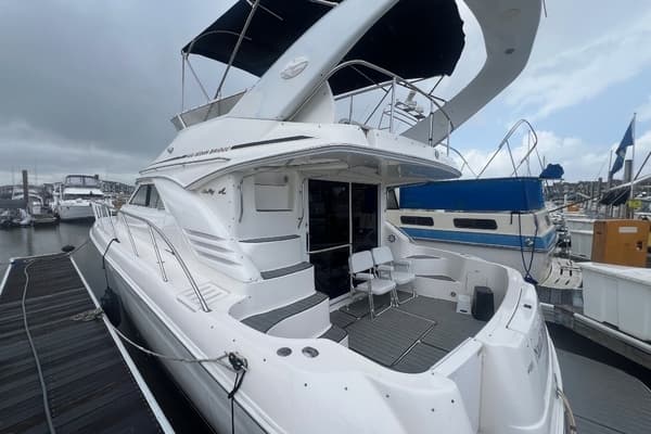 1997 Sea Ray 400 Sedan Bridge - Image 1