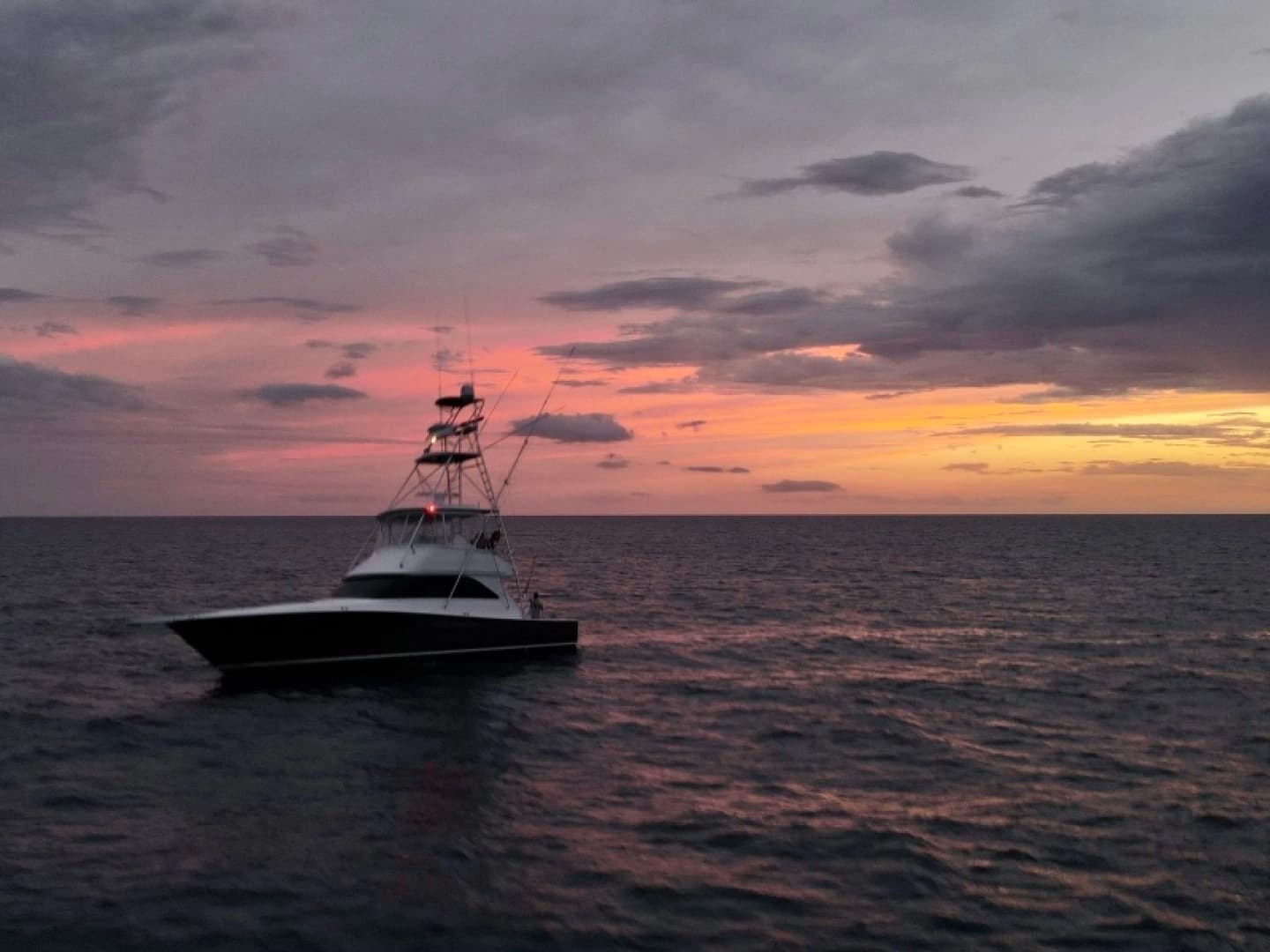 2003 Viking 45 Convertible - Image 53