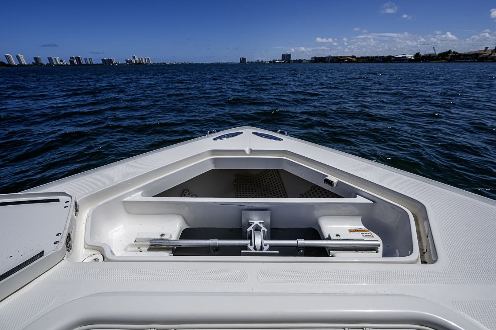 2023 SeaVee 390B - Image 7
