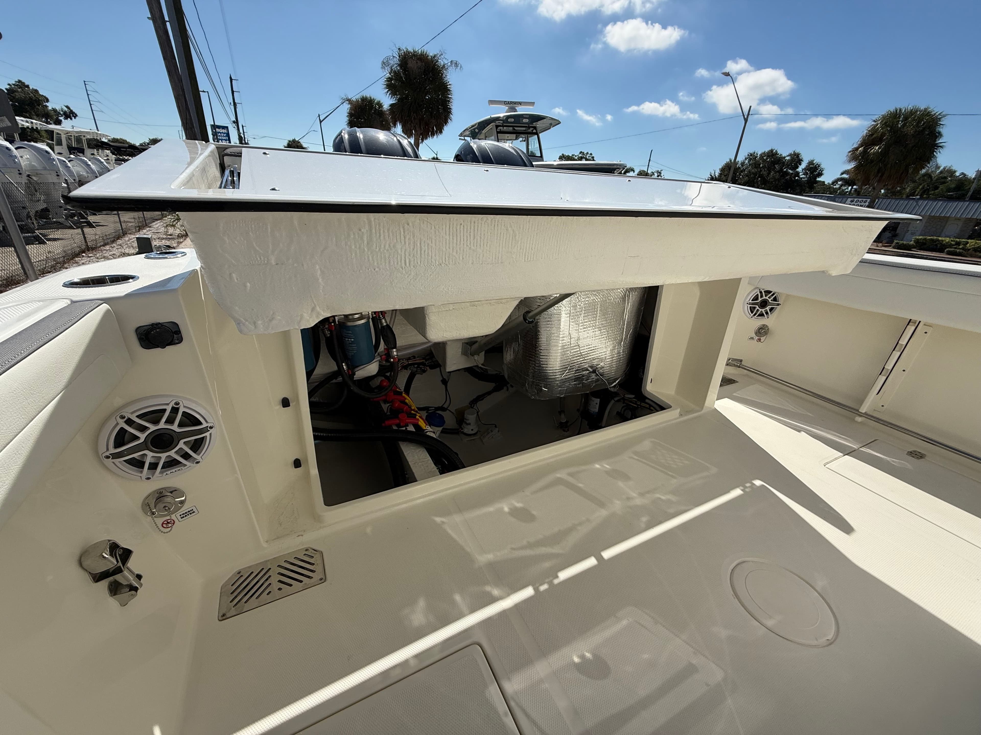 2026 COBIA 265 CC - Image 15