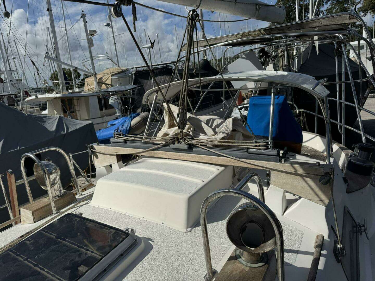 1987 Tayana 42 Vancover Aft Cabin - Image 39