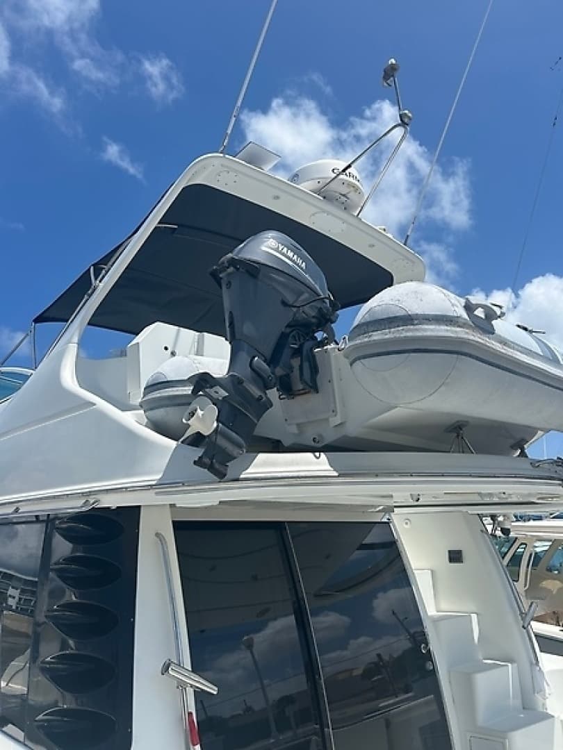 2000 Carver 450 Voyager Pilothouse - Image 8