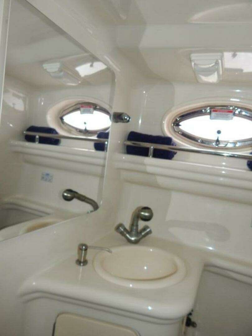 2007 Sea Ray 260 Sundancer - Image 8