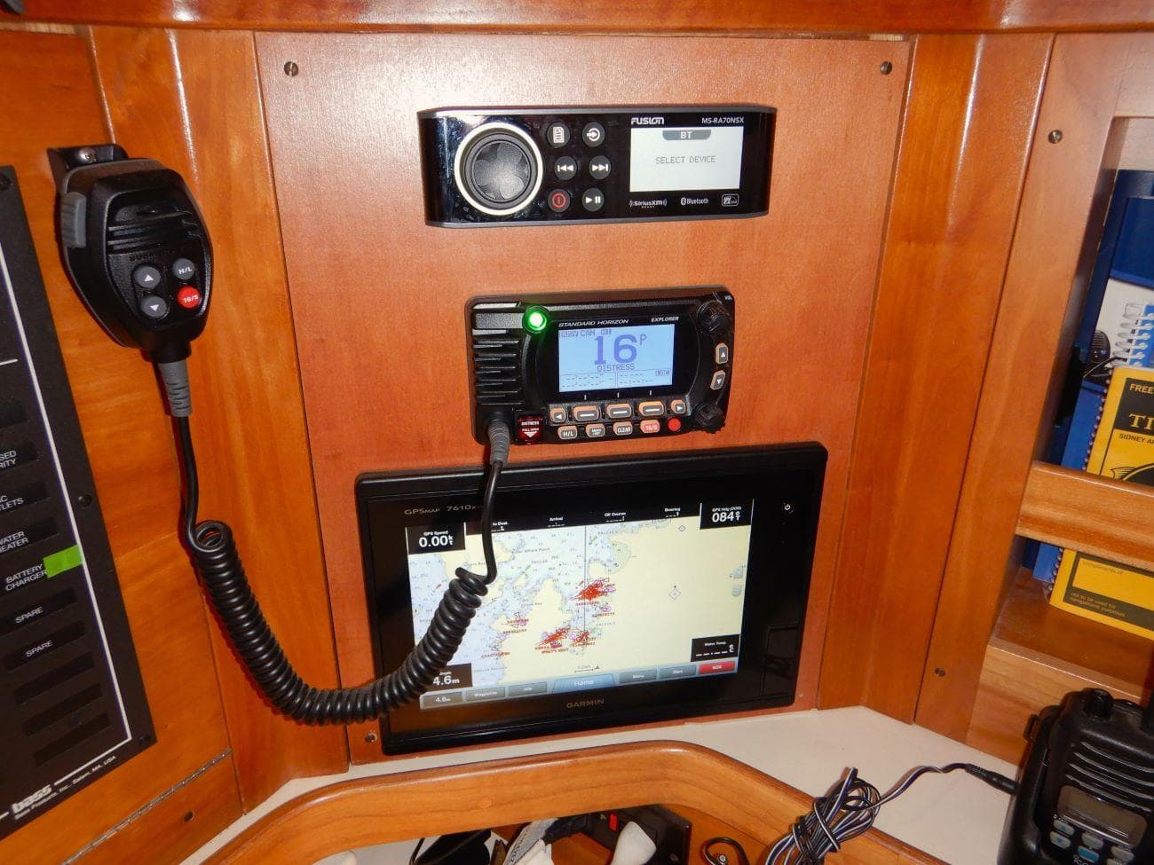 Navigation equipment on 1994 Sabre 362 Classic sailboat, featuring VHF radio, Fushion Sound and GPS Chart Plotter