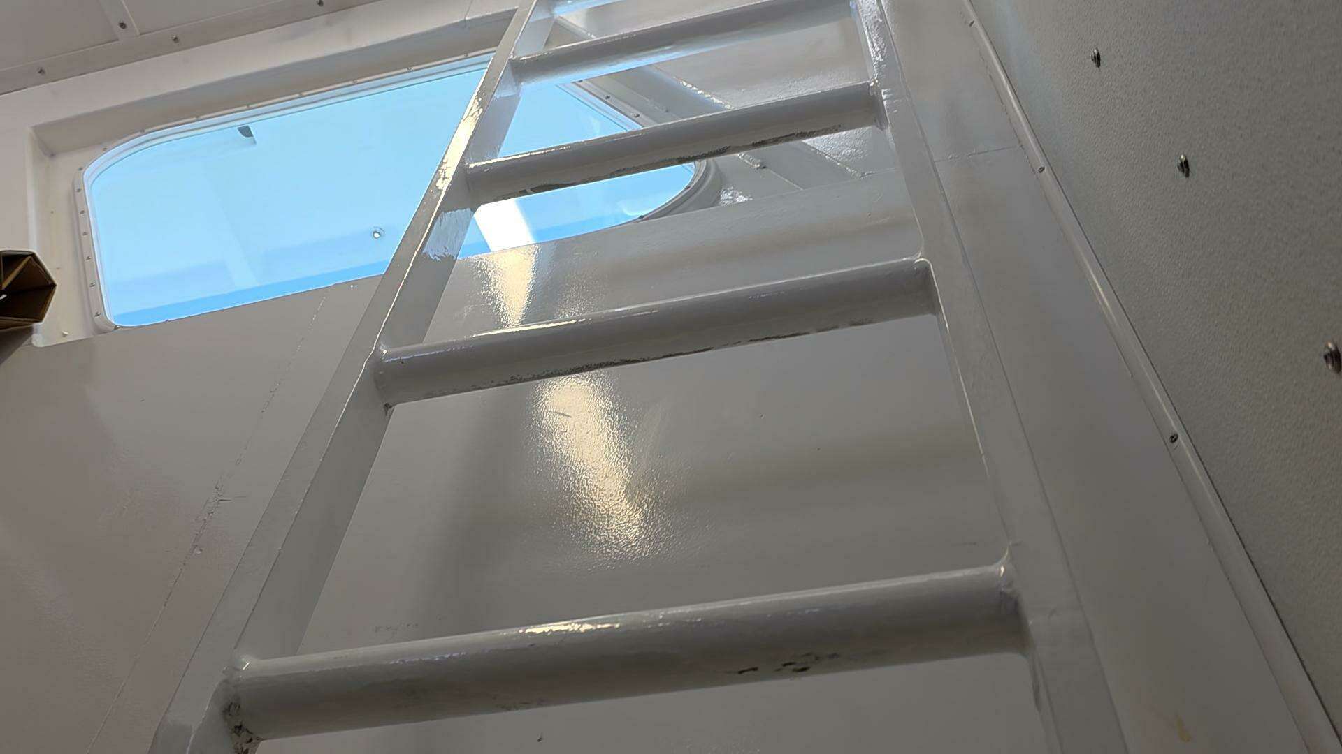 1986 Gulf Craft Passenger - Image 30