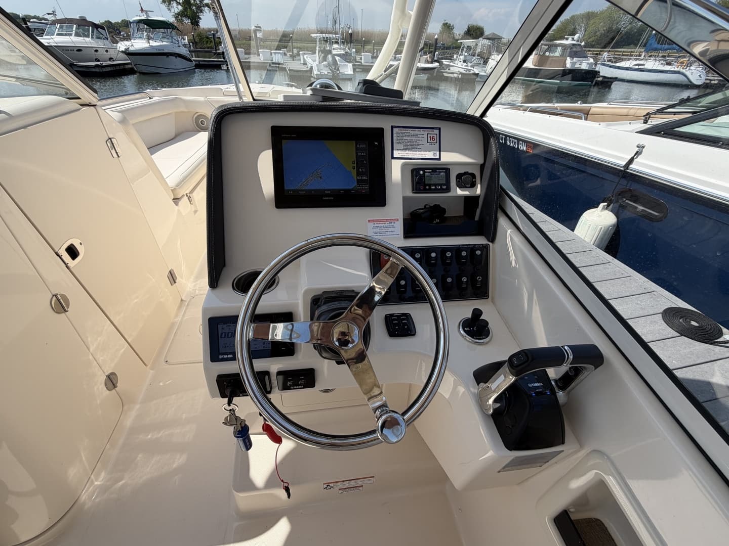 2018 Grady-White 275 Freedom - Image 12