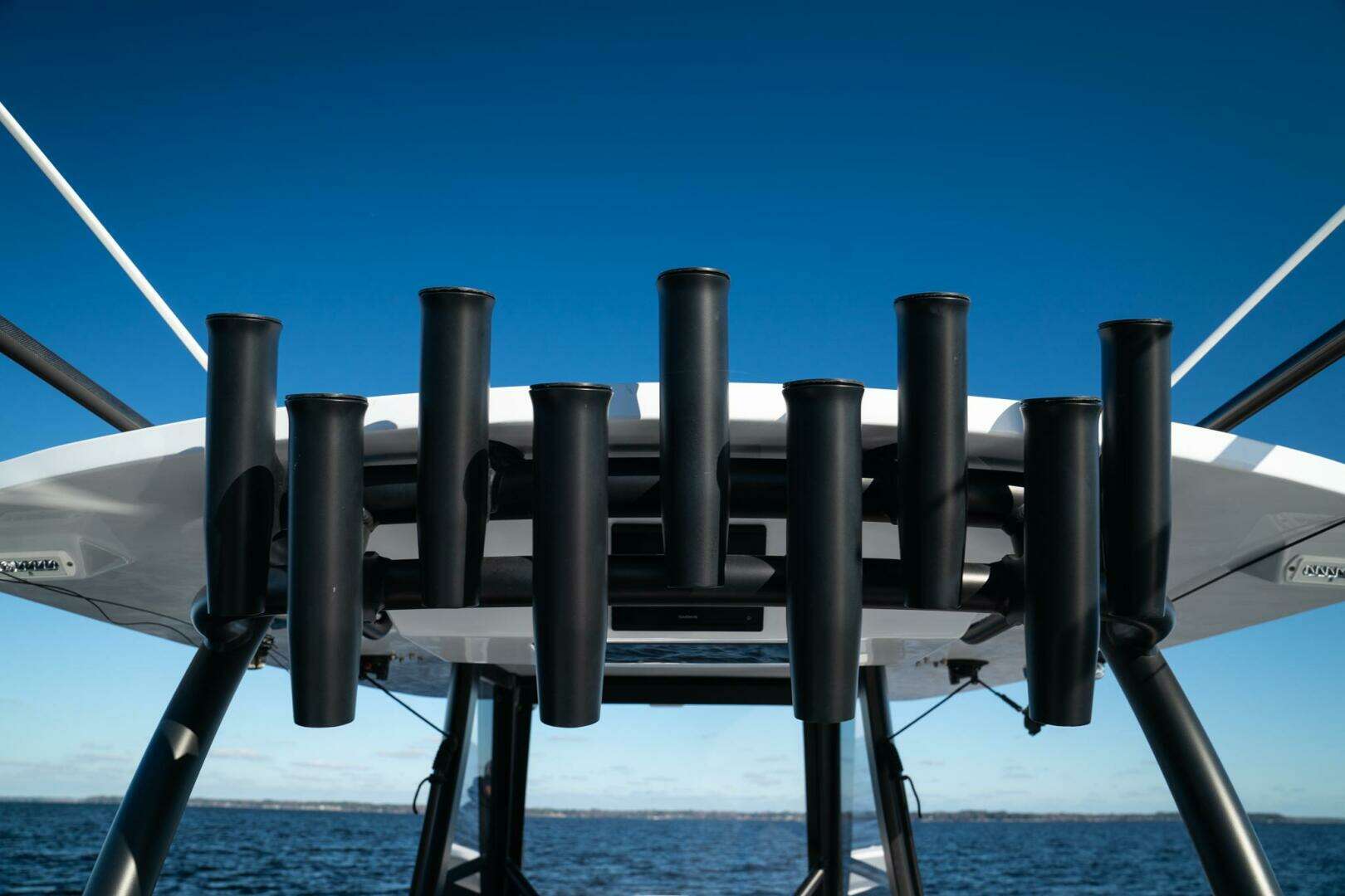 2026 Front Runner 36 Center Console - Image 13