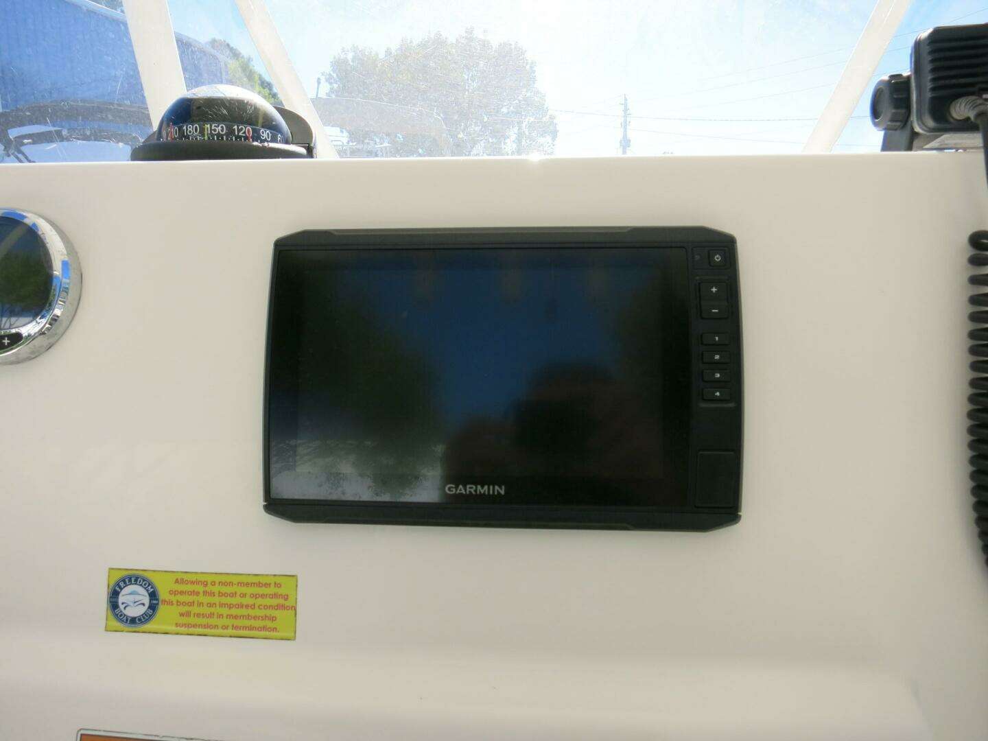 2020 Cobia 237 CC - Image 19