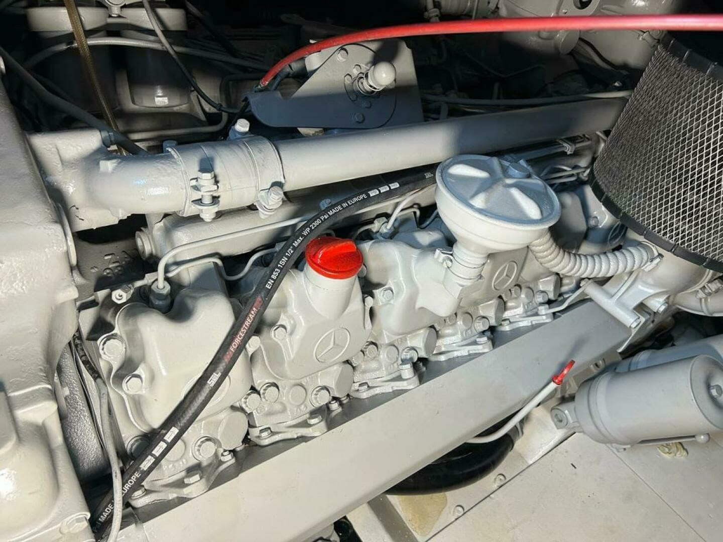 1999 Pershing 54 - Image 36