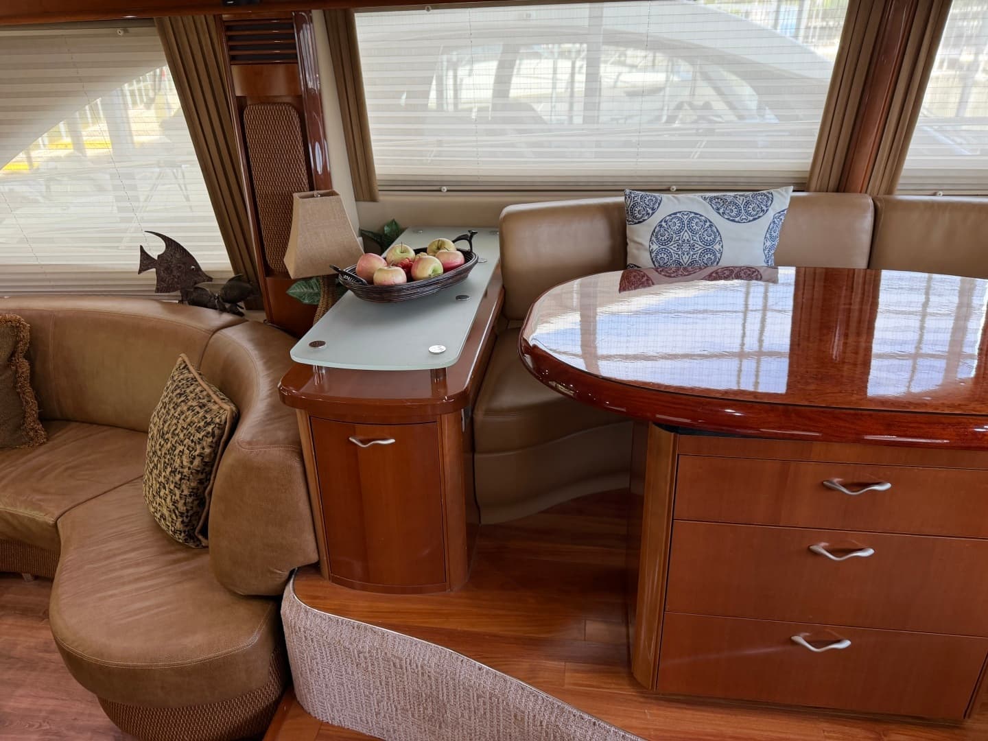 2005 Sea Ray 550 SEDAN BRIDGE - Image 35