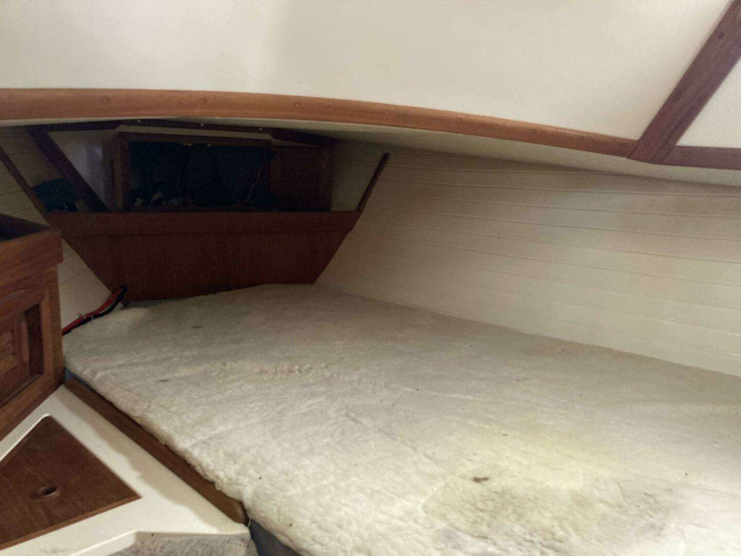 1994 Pacific Seacraft Crealock 37 - Image 23