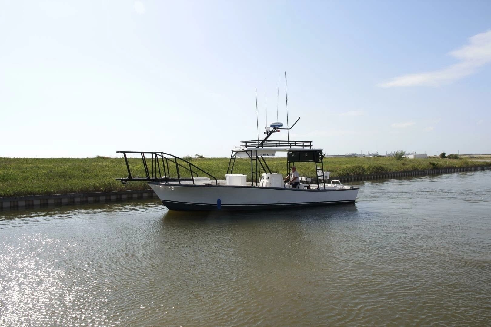 1997 Custom 31 Center Console - Image 45