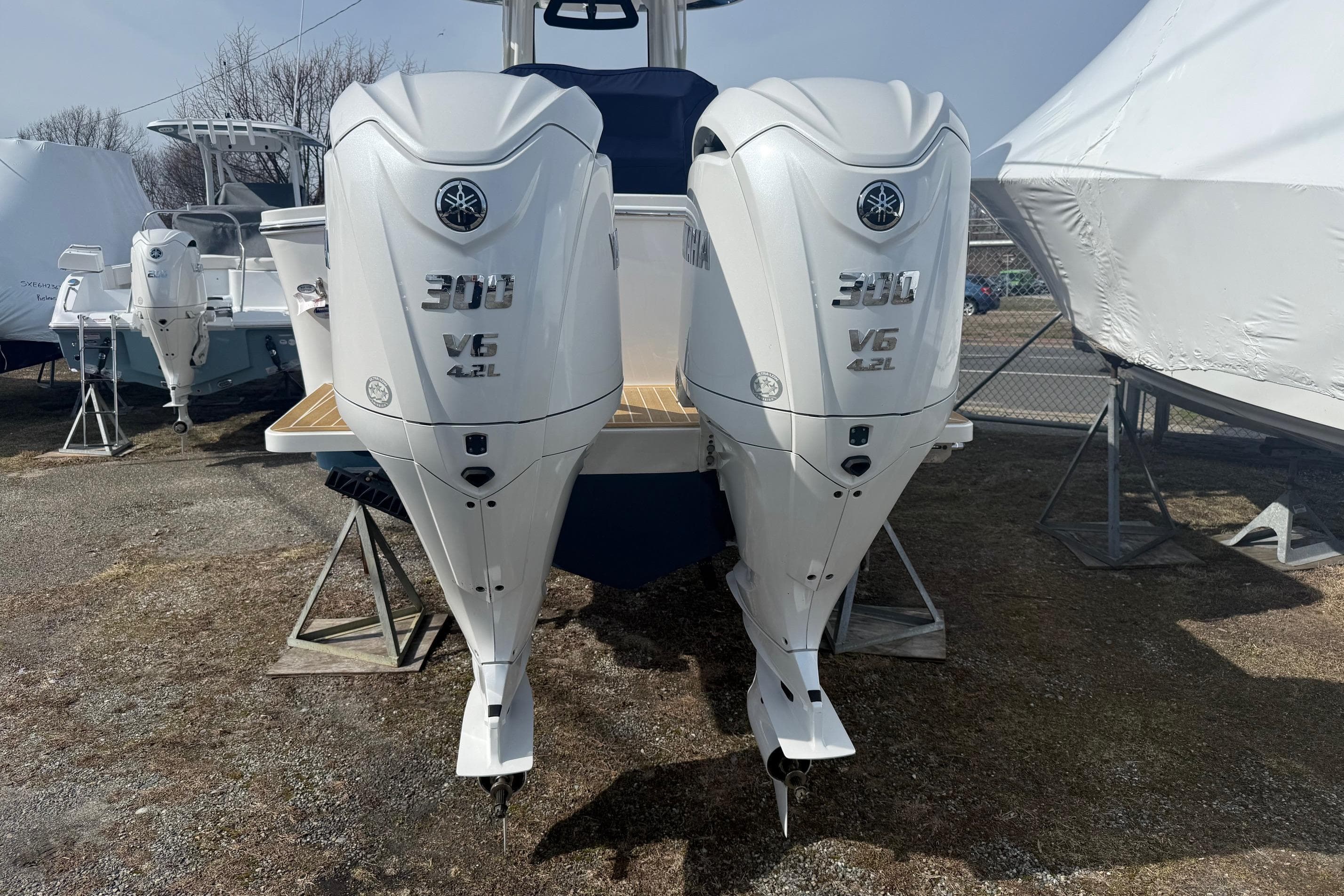 2024 Regulator 28 Forward Seating boat with twin Yamaha 300 V6 4.2L outboard engines.