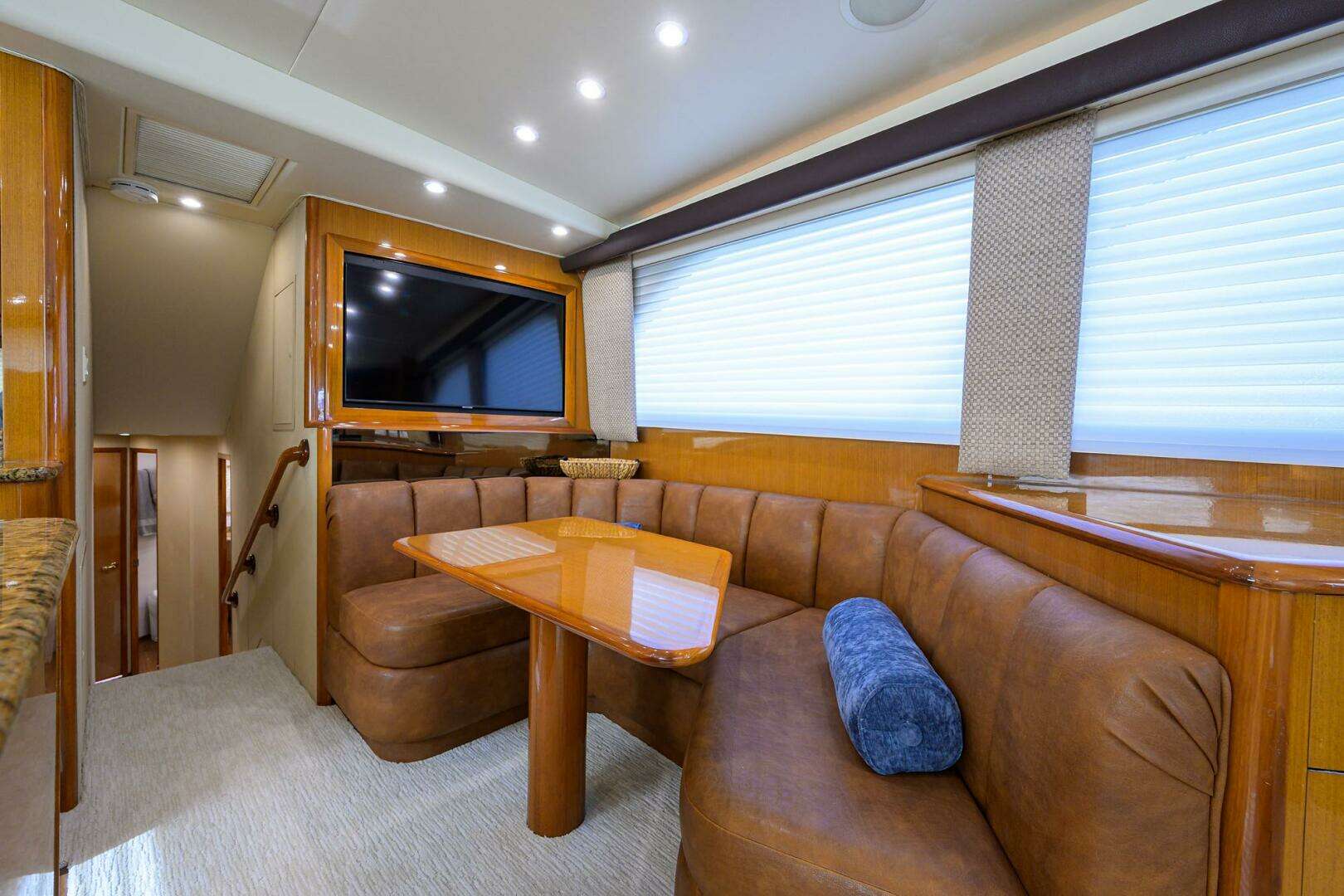 2004 Viking 56 Convertible - Image 45