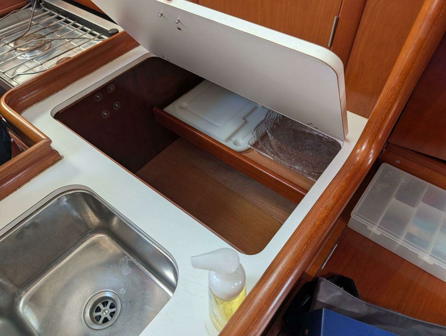 2001 Beneteau Oceanis 331 - Image 8