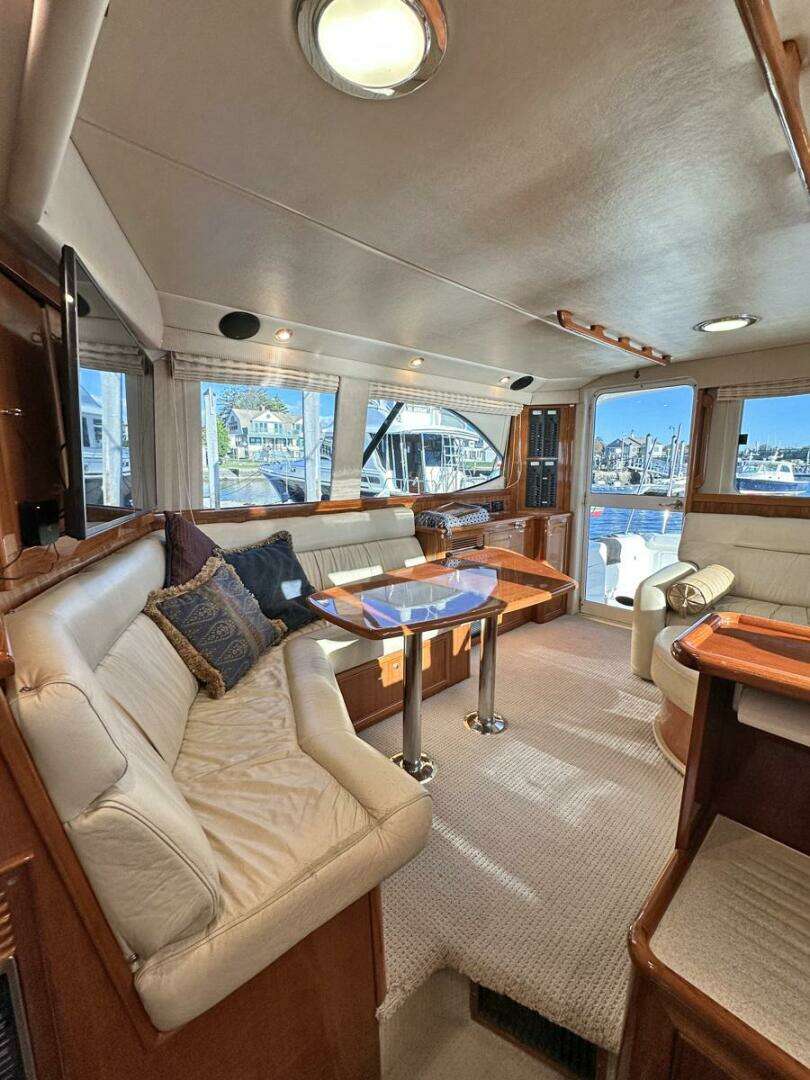 2004 Riviera 40 Sportfish - Image 24