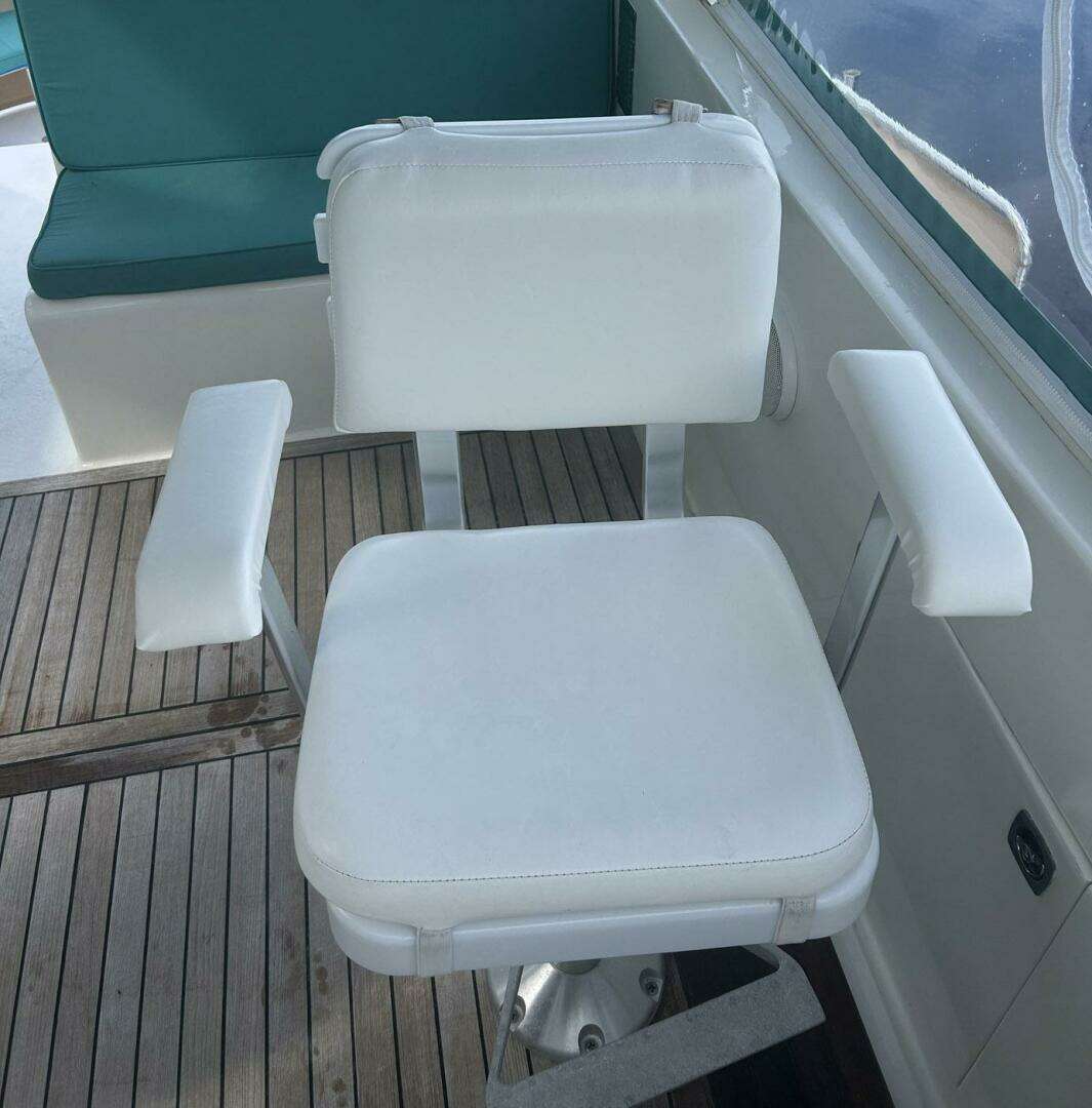 2002 Custom 64 - Image 7