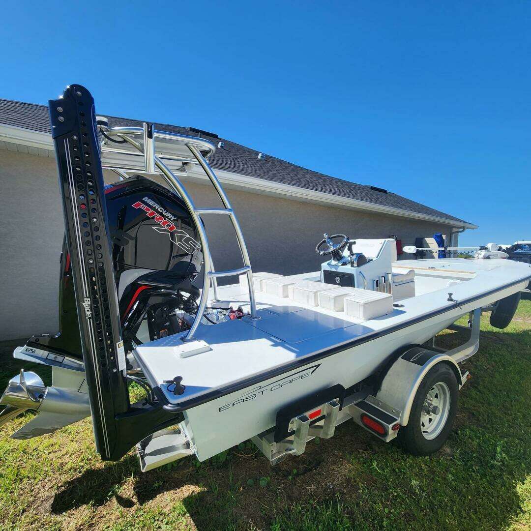2022 East Cape Vantage VHP - Image 11