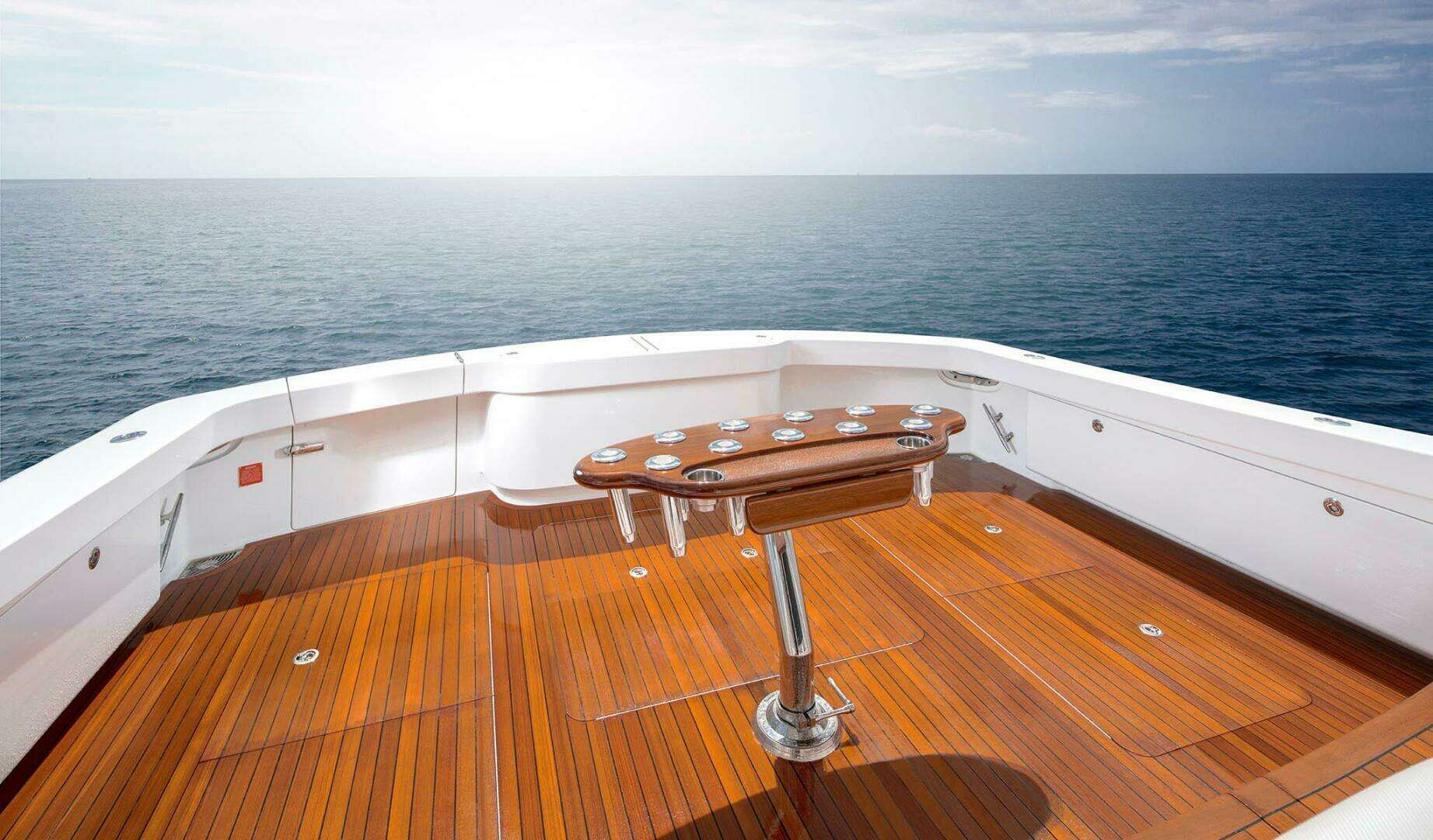 2027 Viking 58 Convertible - Image 9