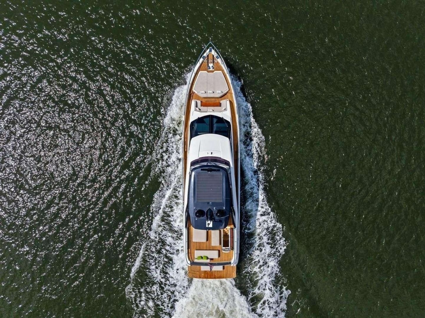 2022 Ferretti Yachts 780 - Image 9