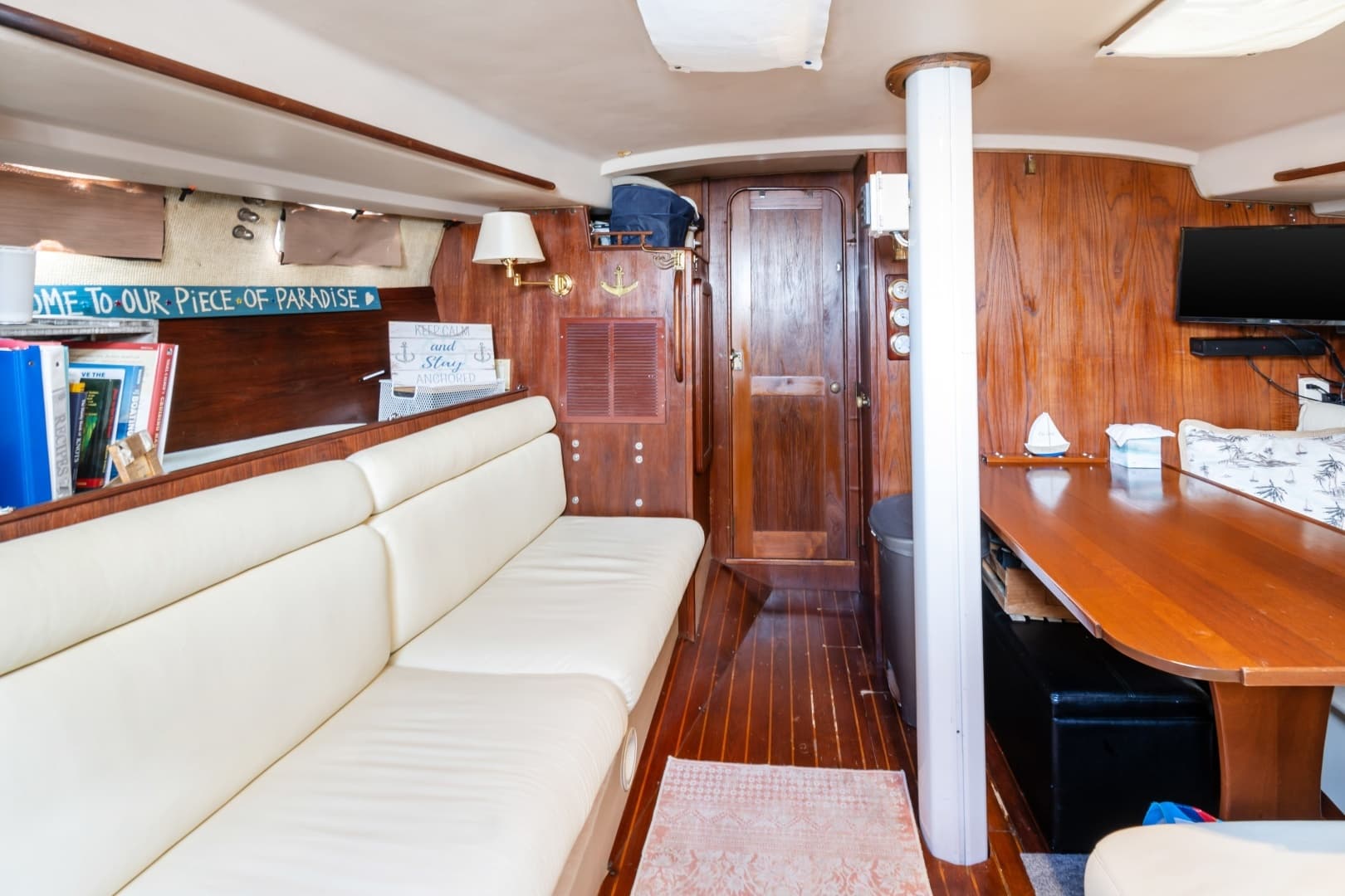 1987 Catalina Morgan Classic - Image 22