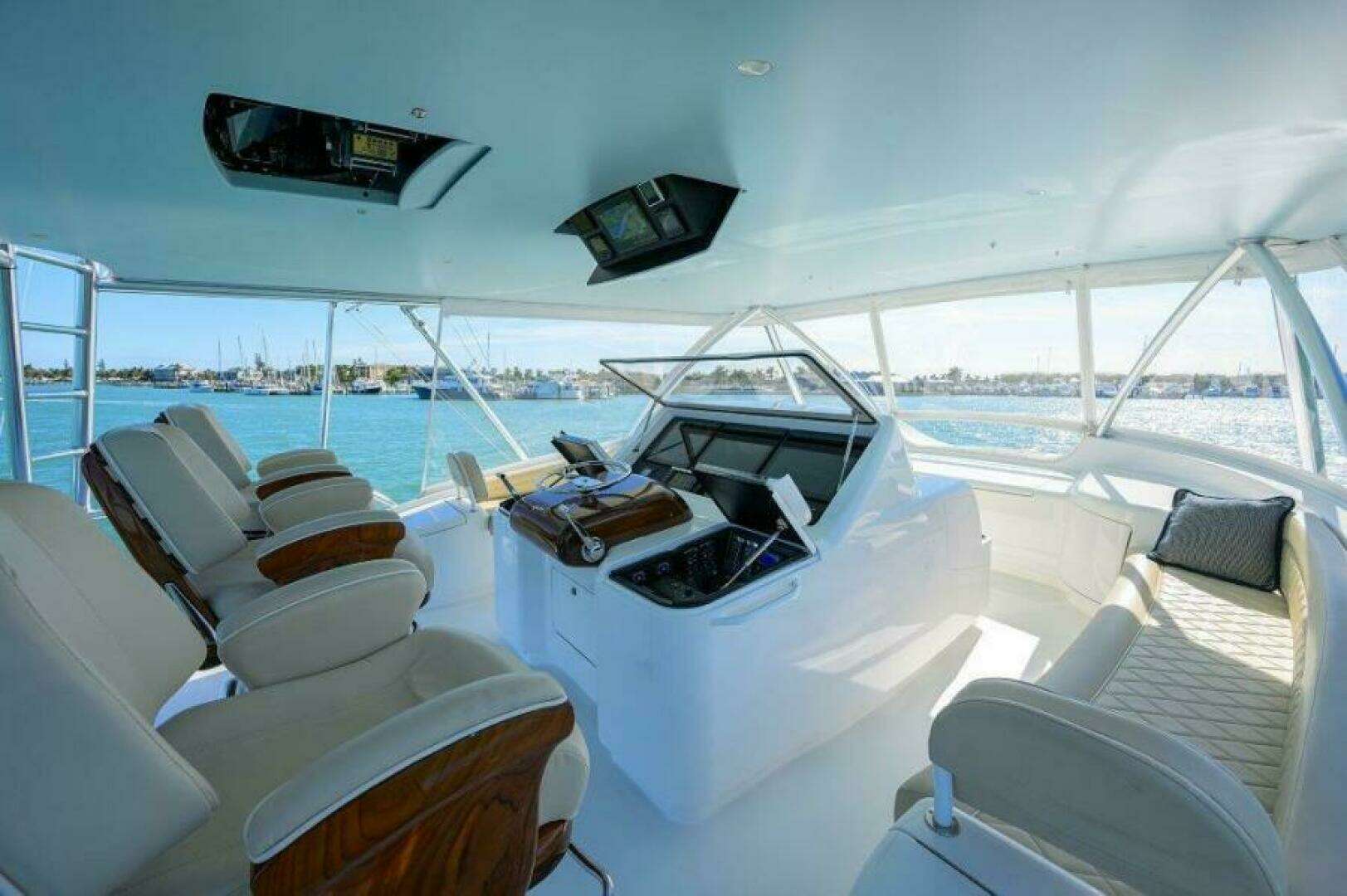 2020 Viking 72 Convertible - Image 35