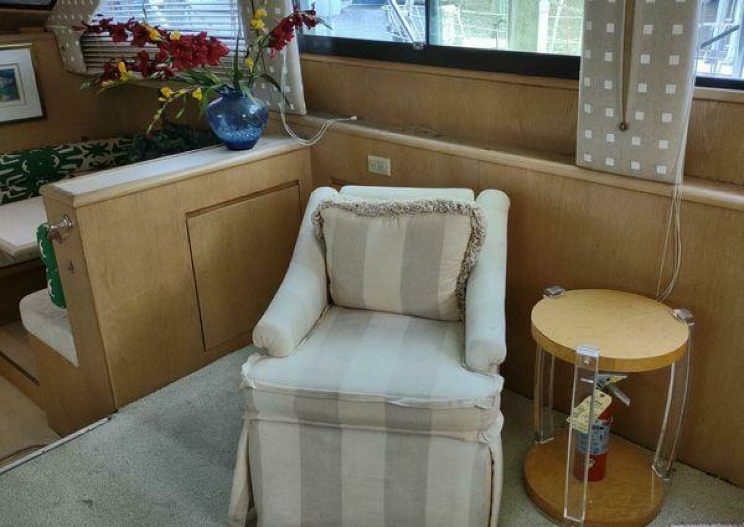1996 Hatteras 50' Sport Deck - Image 32