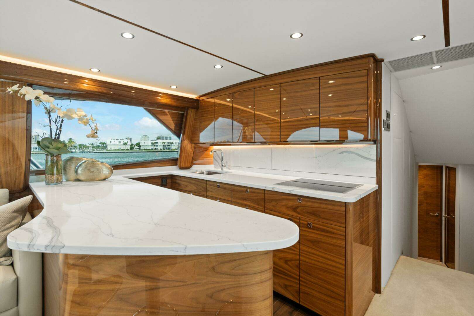 2025 Viking 58 Convertible - Image 24
