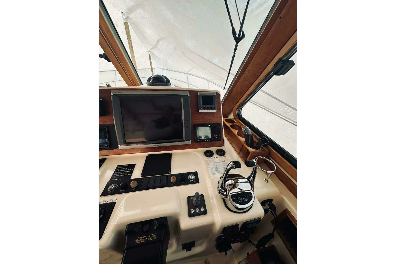 2008 Sabre 38 Hard Top Express - Image 19