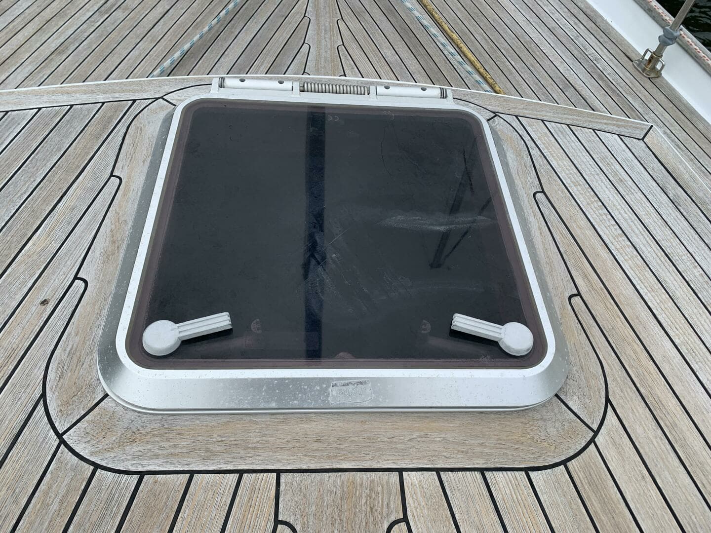 2004 ShearWater 45 - Image 10