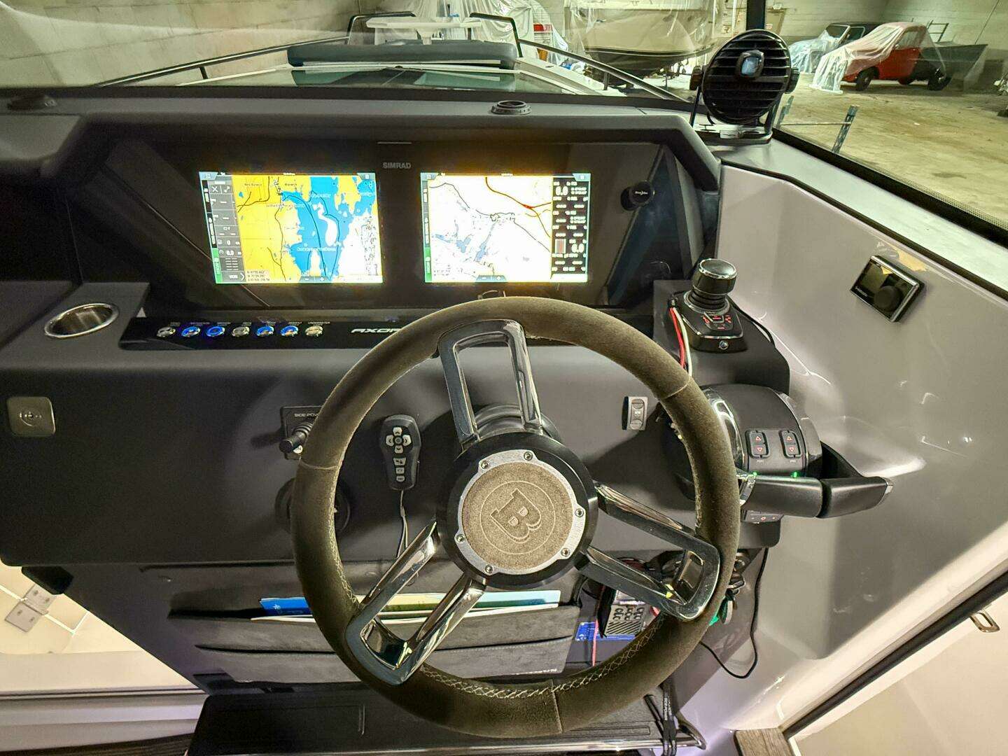 2020 Axopar 37 XC - Image 12