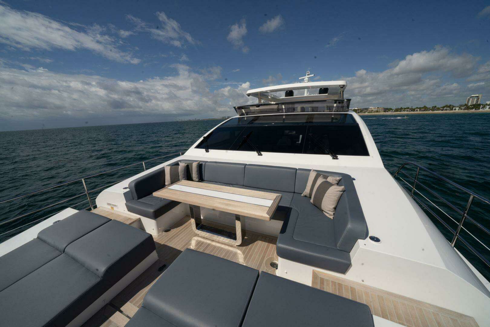2020 Pearl 95 - Image 36