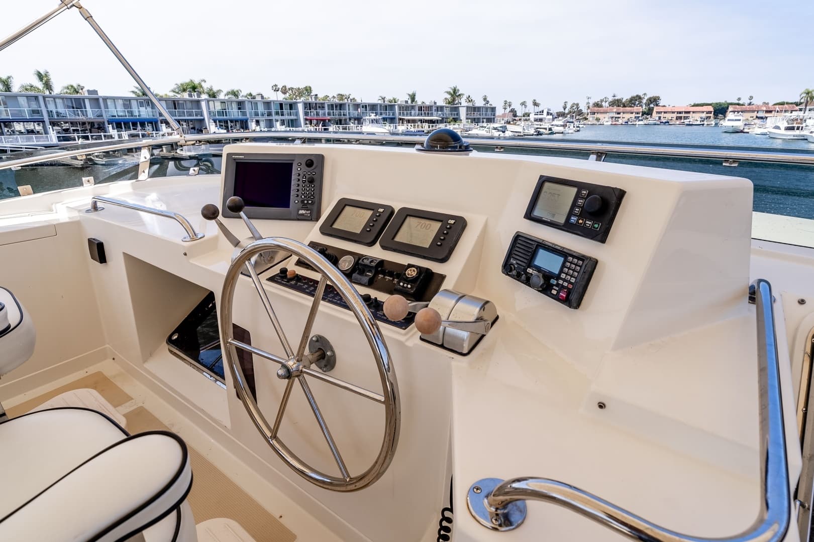 2005 Offshore Yachts Pilothouse - Image 10