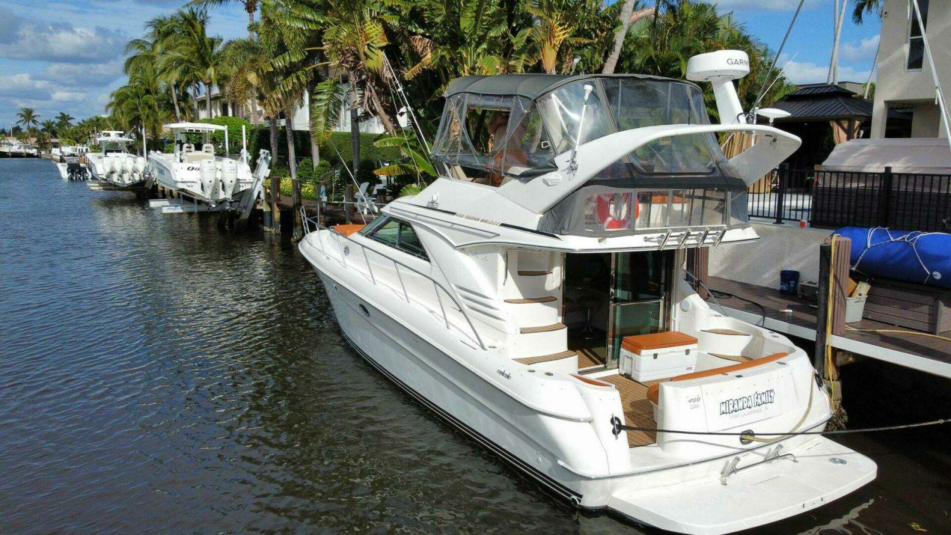 1997 Sea Ray 400 Sedan Bridge - Image 2