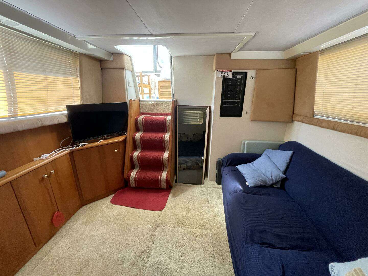 1994 Silverton 34 Motor Yacht - Image 28
