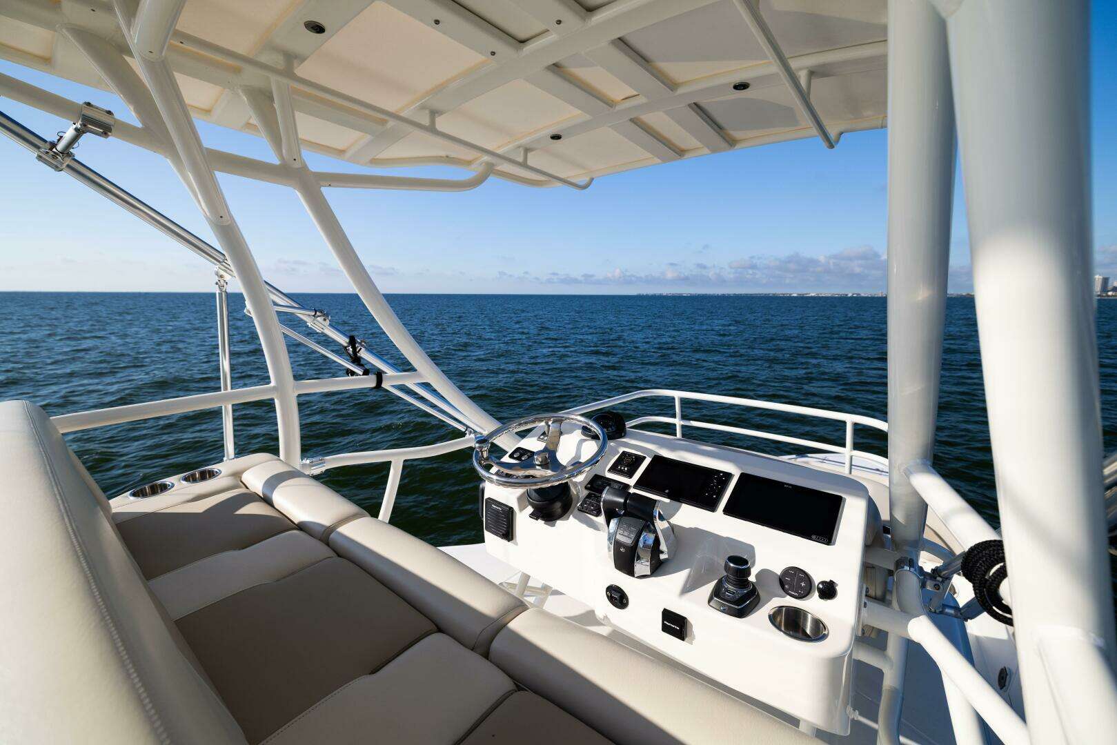 2021 Boston Whaler 420 Outrage - Image 61