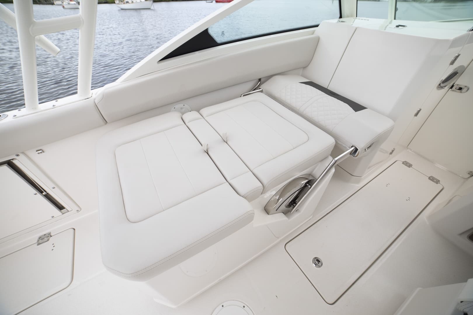 2026 Sailfish 276 DC - Image 8