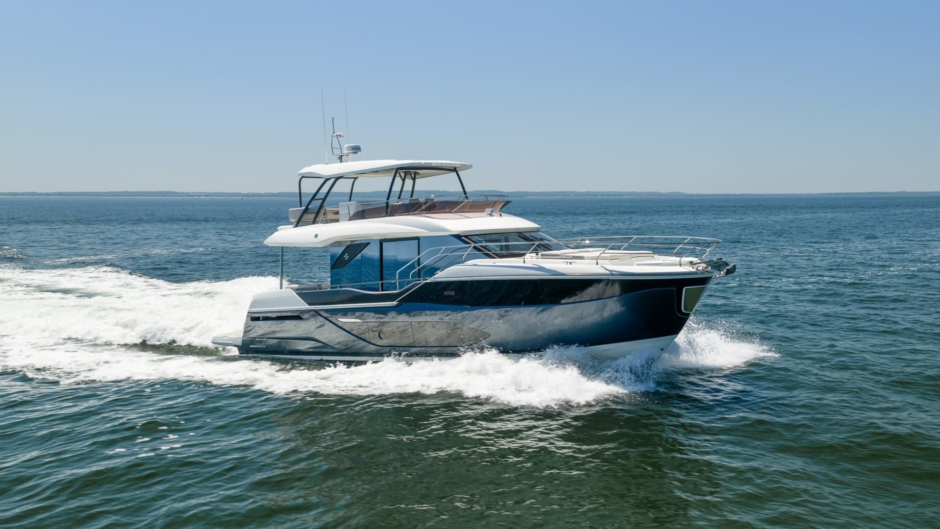 2026 Prestige F5.7 - Image 2